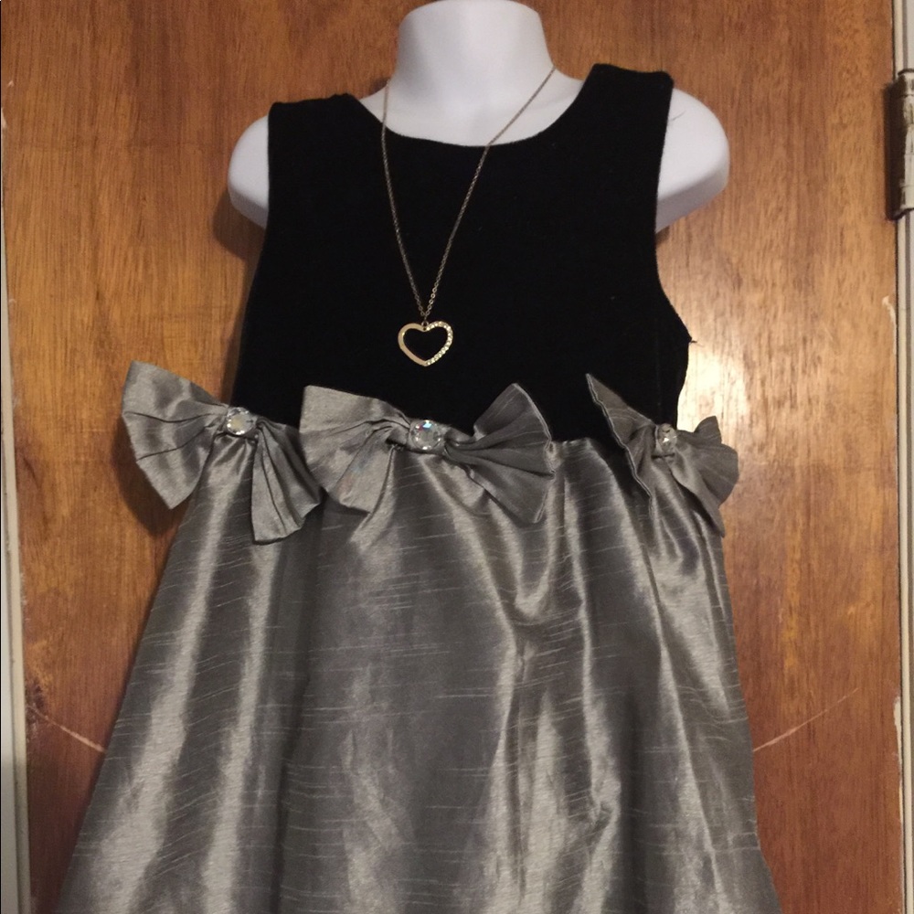 Black/ silver lily bird dress size:6
